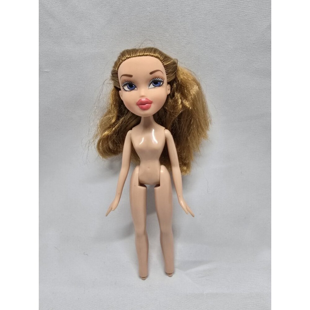 Slumber Party Meygan MGA Bratz Doll- TLC- Flawed Eye Paint- BROKEN OFF THUMB